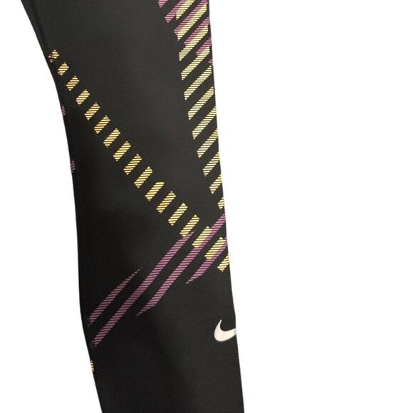 Nike Women’s Tight-Fit High-Rise Full-Length Leggings - Picture 2 of 4